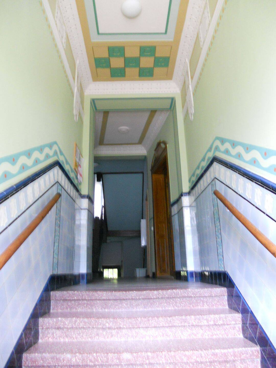 Renditeimmobilie mit Balkon am Möbiusplatz