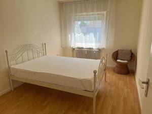 Renovierte teilmöblierte 4 Zimmerwohnung befristet auf 2 Jahre zu vermieten! – 70619 Stuttgart – Vorschaubild 3