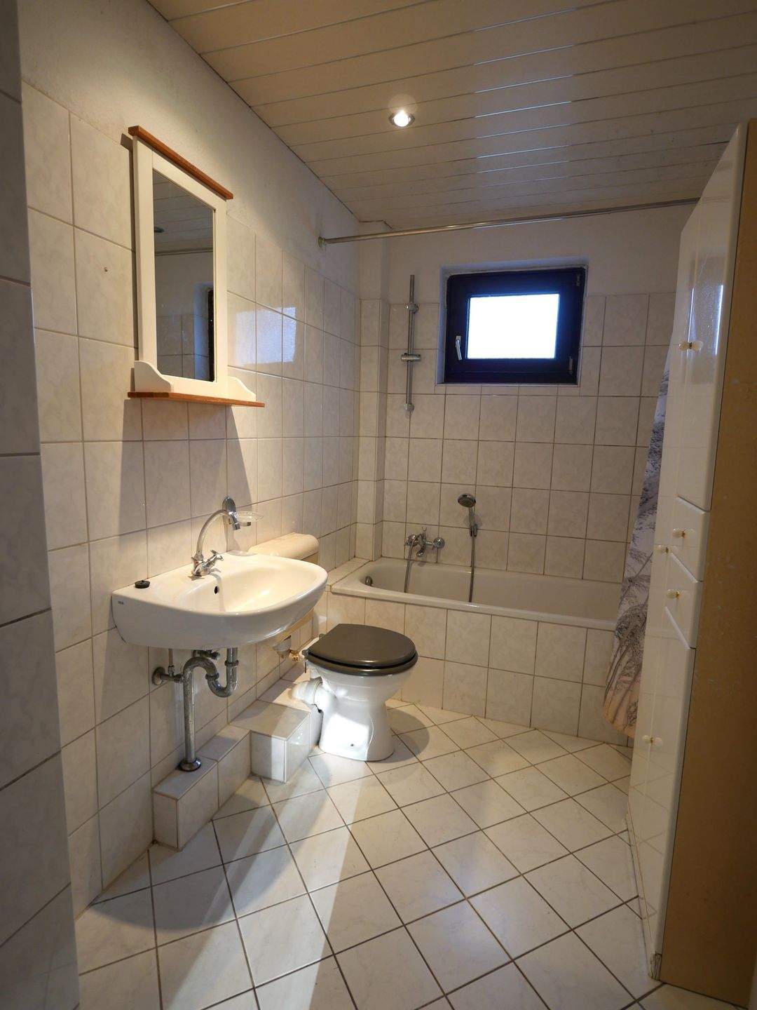 Einfamilienhaus mit viel Platz in anprechender Lage von HH-Sinstorf! – Hamburg – Vorschaubild 8