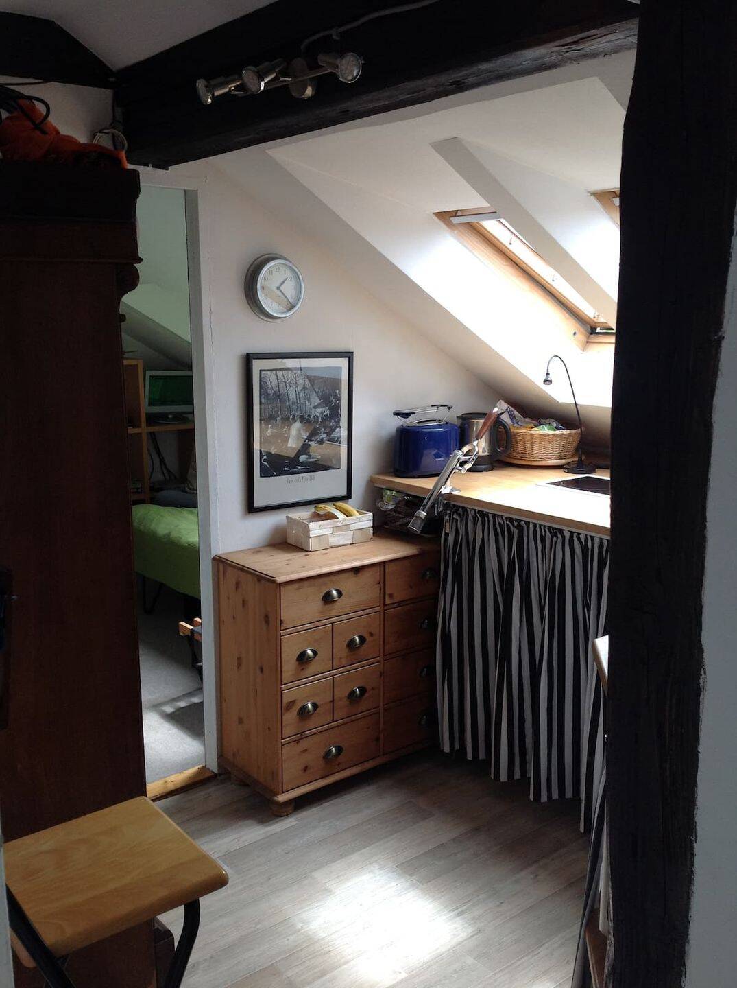 Ruhige, möblierte Dachterrassenwohnung im Nauwieser Viertel – Saarbrücken – Vorschaubild 4