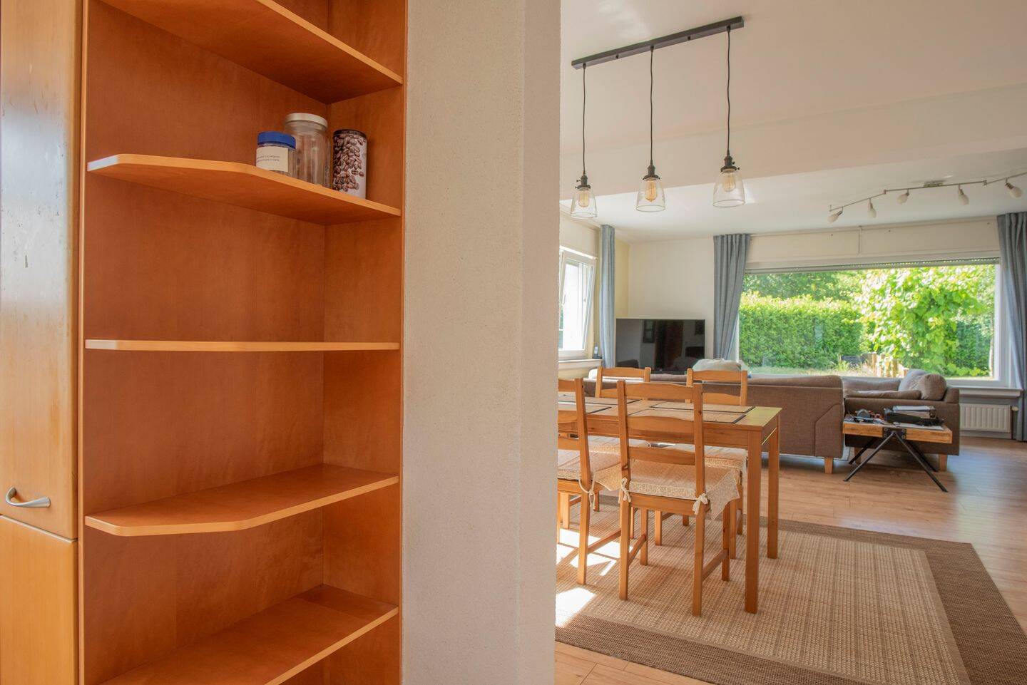 Großes EFH mit ELW (bisher Ferienwohnung) in Aussichtslage von Rod an der Weil. Käuferprovisionsfrei – Weilrod – Vorschaubild 9