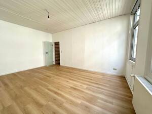 Ruhig gelegene City-Altbauwohnung – 65185 Wiesbaden – Vorschaubild 4