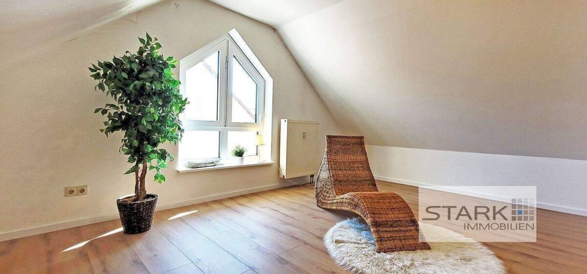 Jetzt zum niedrigeren Preis! Top Maisonette mit herrlicher Aussicht in Randlage! Wohngefühl wie im Haus! – 97249 Eisingen – Bild 1 von 9