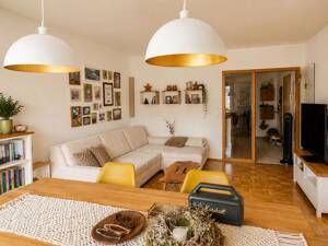 2-Zimmer-Wohnung in zentraler Lage von Trier mit Balkon und Tiefgaragenstellplatz – 54290 Trier – Vorschaubild 1