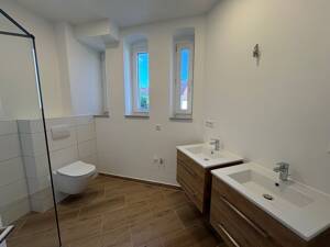 * modernisierte und schöne 4 Raumwohnung in beliebter Lage * – 1189 Dresden – Vorschaubild 5