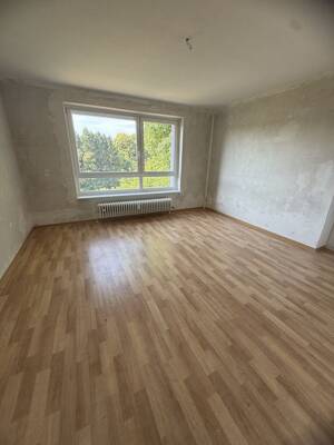 Wohnung mit Loggia und Weitblick ins Grüne. Neunkirchen, Am Wäldchen 6