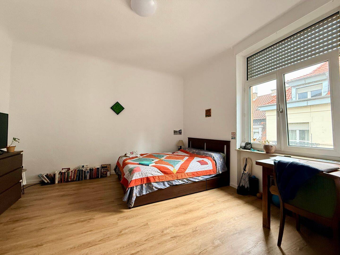 Schöne 1 Zimmer Altbauwohnung mit Einbauküche