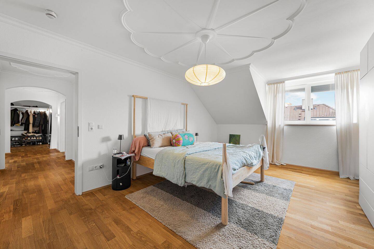 Mit Liebe zum Detail - stilvoll sanierte 2,5-Zimmer-Wohnung mit Charakter – München – Vorschaubild 7