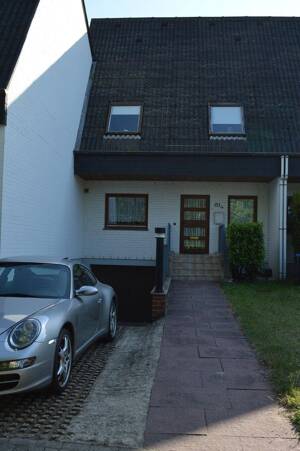 "Attraktives Reihenhaus" in "Weser"-Nähe, ruhige Lage, im schönen "Bremer Norden"