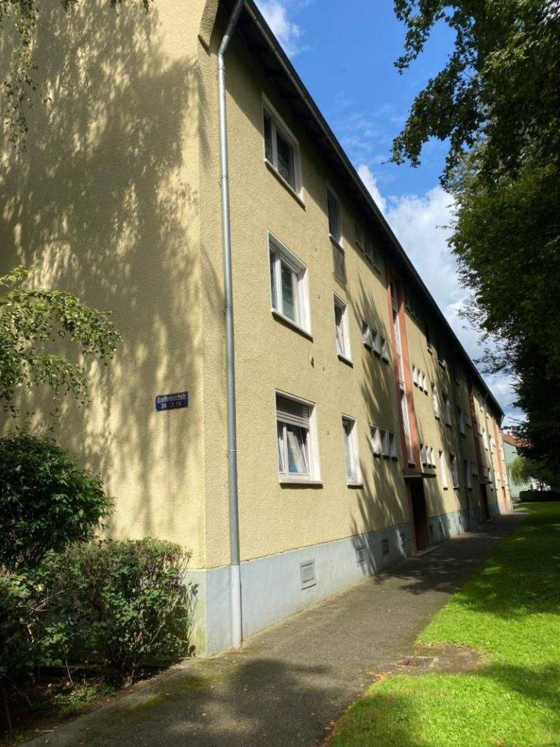 Etagenwohnung in 51149 Köln mit 57,34 m² kaufen