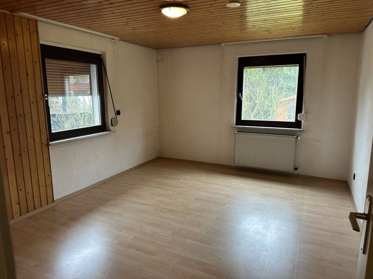 Walldorf: Doppelhaushälfte, Nußlocher Str. 93, sanierungsbed. FREI, keine K-Prov – Walldorf – Vorschaubild 6