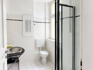 Vermietete 2-Zimmer-Altbauwohnung nahe Olivaer Platz - Kapitalanlage in Berlin-Wilmersdorf – 10707 Berlin – Vorschaubild 9