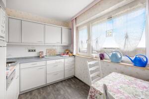 Voll möblierte 3-Zimmer-Wohnung mit sonniger Westloggia – 81927 München – Vorschaubild 4