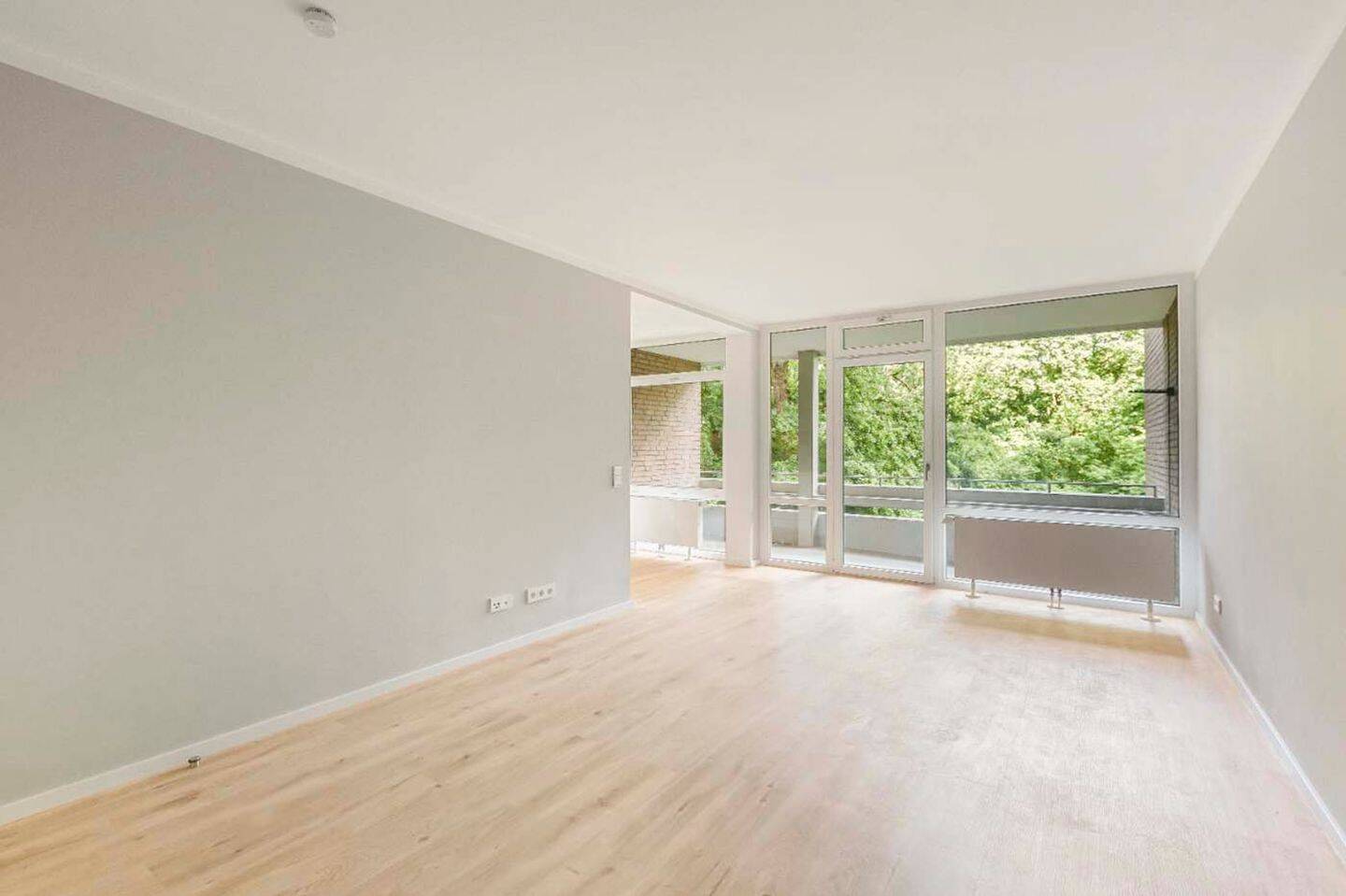 Moderne 1-Zimmer-Wohnung nach Sanierung mit Stellplatz – Neuss – Vorschaubild 3