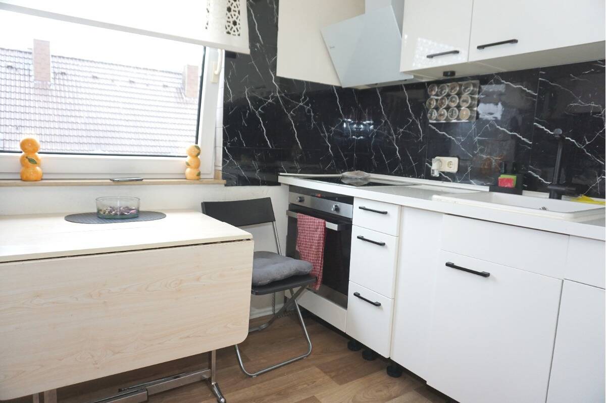 Kapitalanleger gesucht! Sofort Einnahmen sichern! Vermietete 3,5-Zimmer-DG-Wohnung mit 82 m². TOP – Essen – Vorschaubild 4