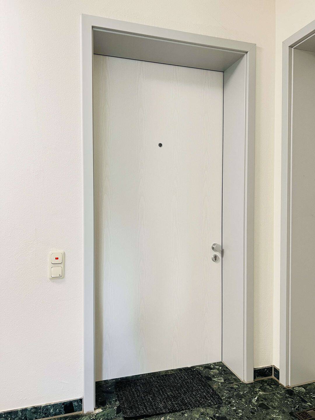 frei ab 01.08.2026: möblierte 2-Raum-Wohnung mit Balkon – Dresden – Vorschaubild 5