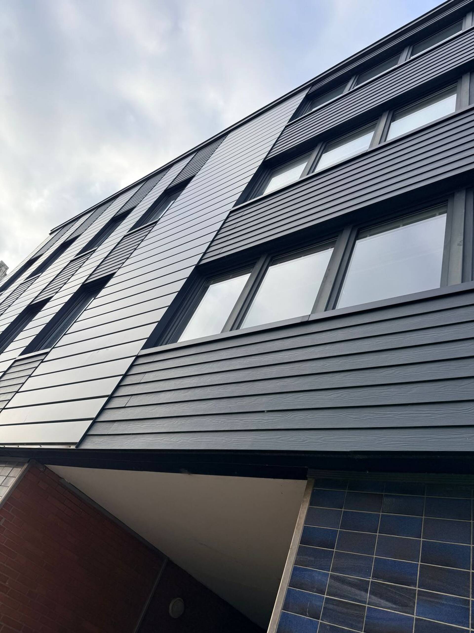 Mehrfamilienhaus in 25813 Husum mit 823 m² kaufen