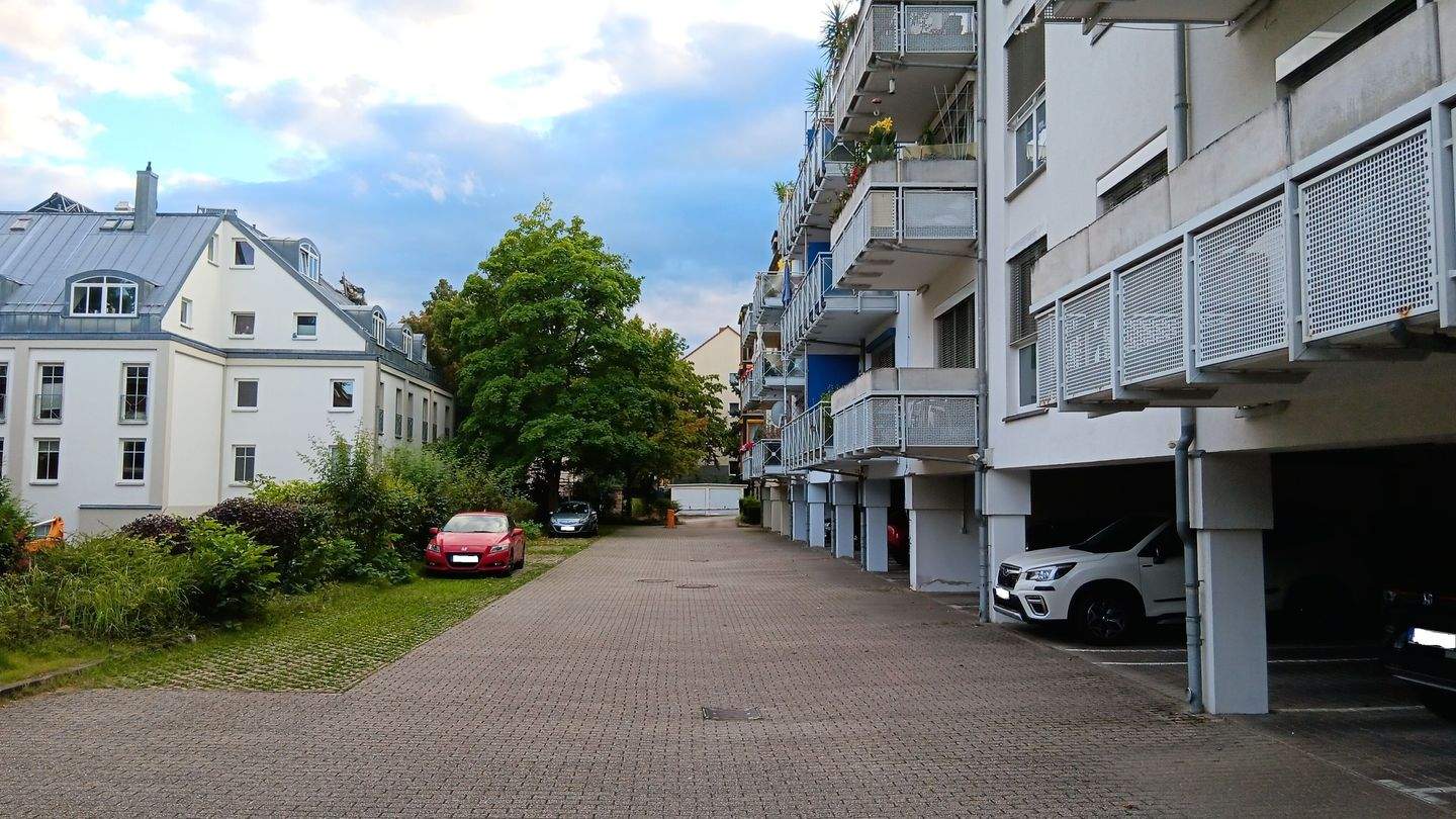 Wohnen mit Komfort: Balkon, Wannenbad und funktionale Aufteilung – Chemnitz – Vorschaubild 3