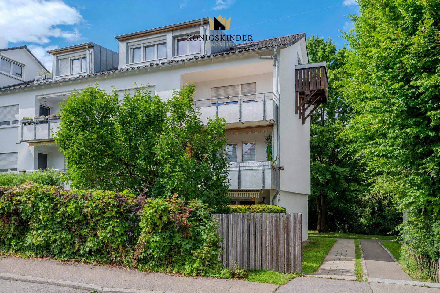 Türe aufmachen & genießen: 3-ZWH im EG & ca. 100 m² große Garten-Nutzung in ruhiger Lage von S-Rohr! – Stuttgart – Vorschaubild 2