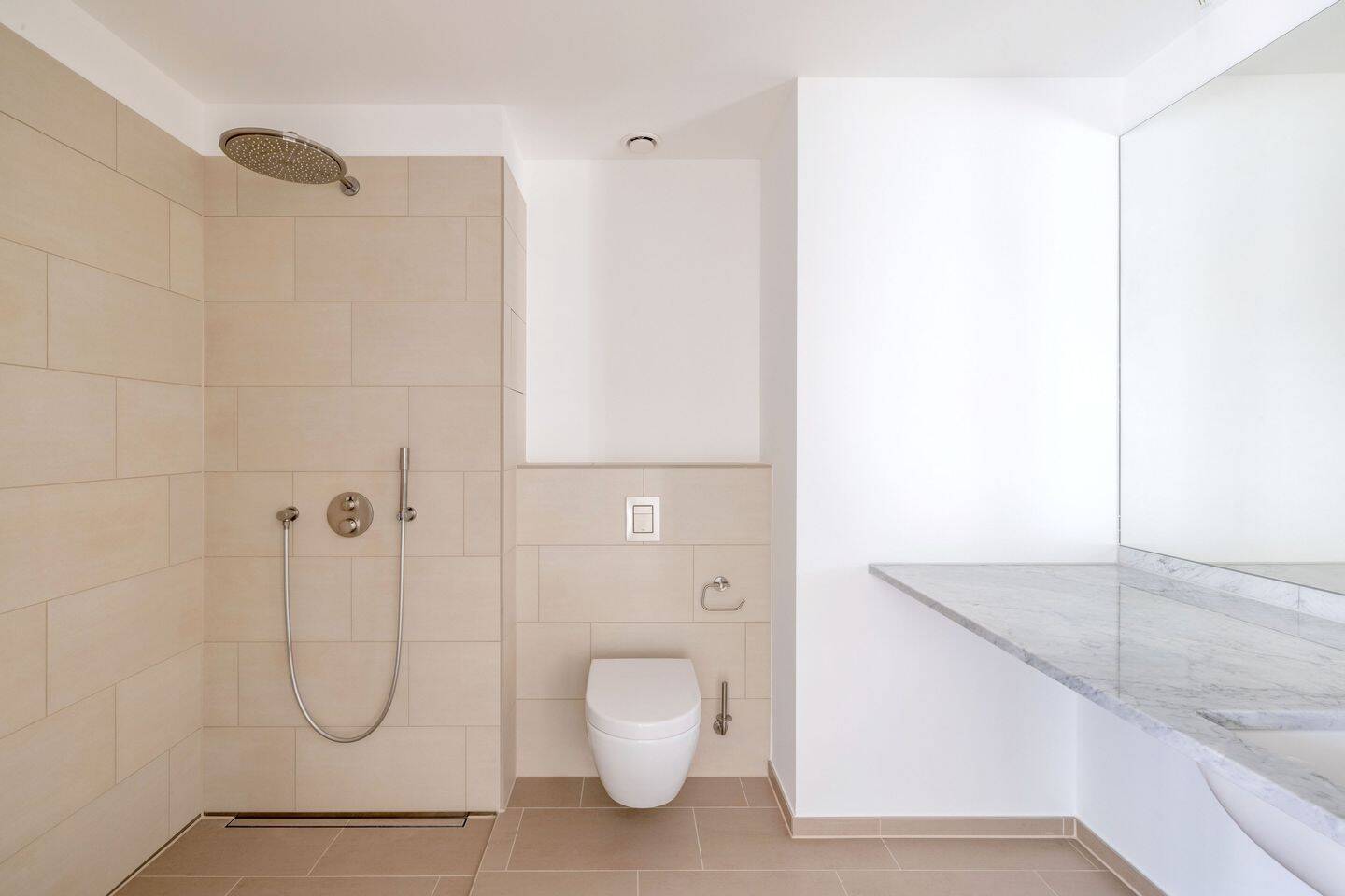 2-Zimmer-Penthouse mit Spreeblick nahe Warschauer Straße – Berlin – Vorschaubild 6