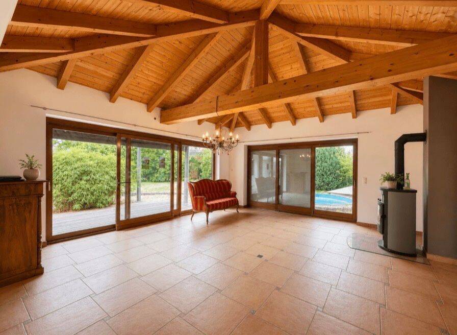 Großzügiges Zweifamilienhaus mit Garten und Pool in Katzwang – Nürnberg – Vorschaubild 6