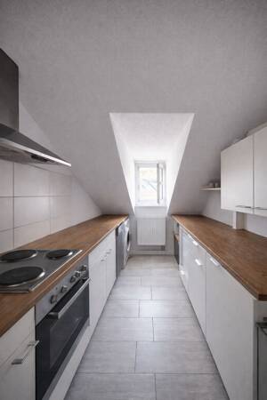 Stuttgart-Ost: 3-Zimmer-Dachgeschosswohnung in zentraler Lage – 70190 Stuttgart – Vorschaubild 4