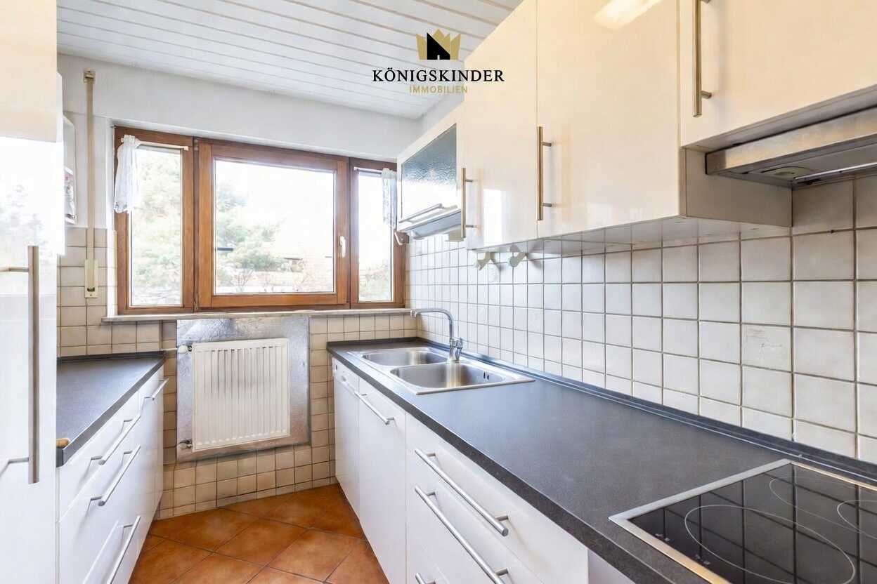 3-Fam. Haus mit großem Garten, 3 Garagen & weiterem Potenzial in schöner ruhiger zentraler Lage – Böblingen – Vorschaubild 8