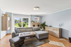 Provisionsfrei - Familienfreundliches Haus in gutem Zustand mit sonnigem Garten und Pool – 4178 Leipzig – Vorschaubild 9
