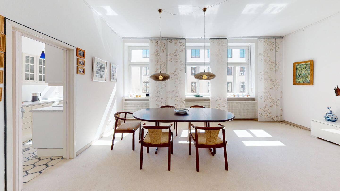 UNIQUE | Altbauwohnung am Siegestor