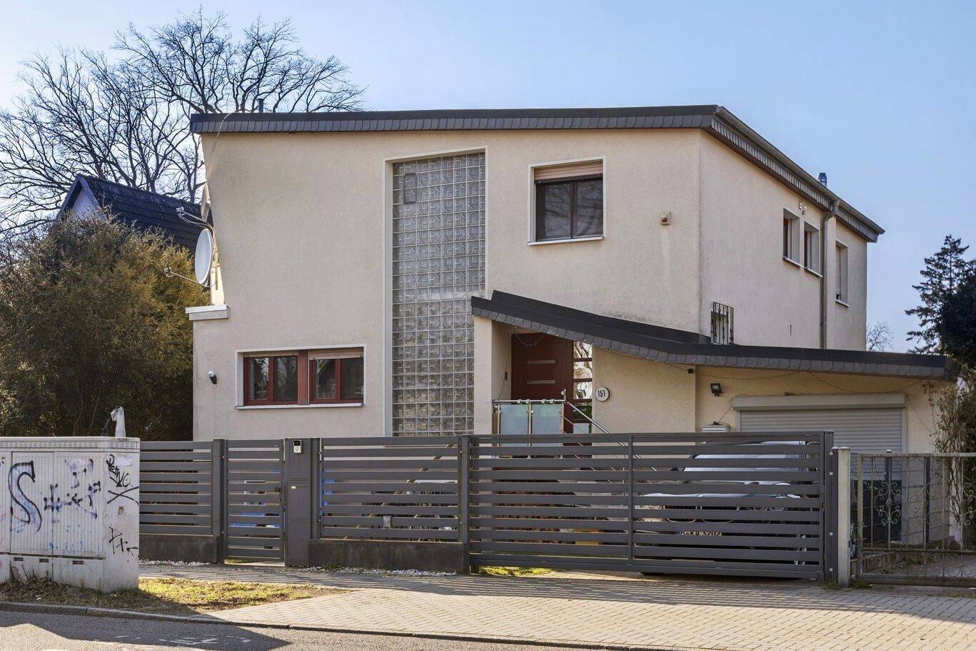 Einfamilienhaus mit Bootsanleger und Gartenhaus + Hochwertig ausgebautem Untergeschoss
