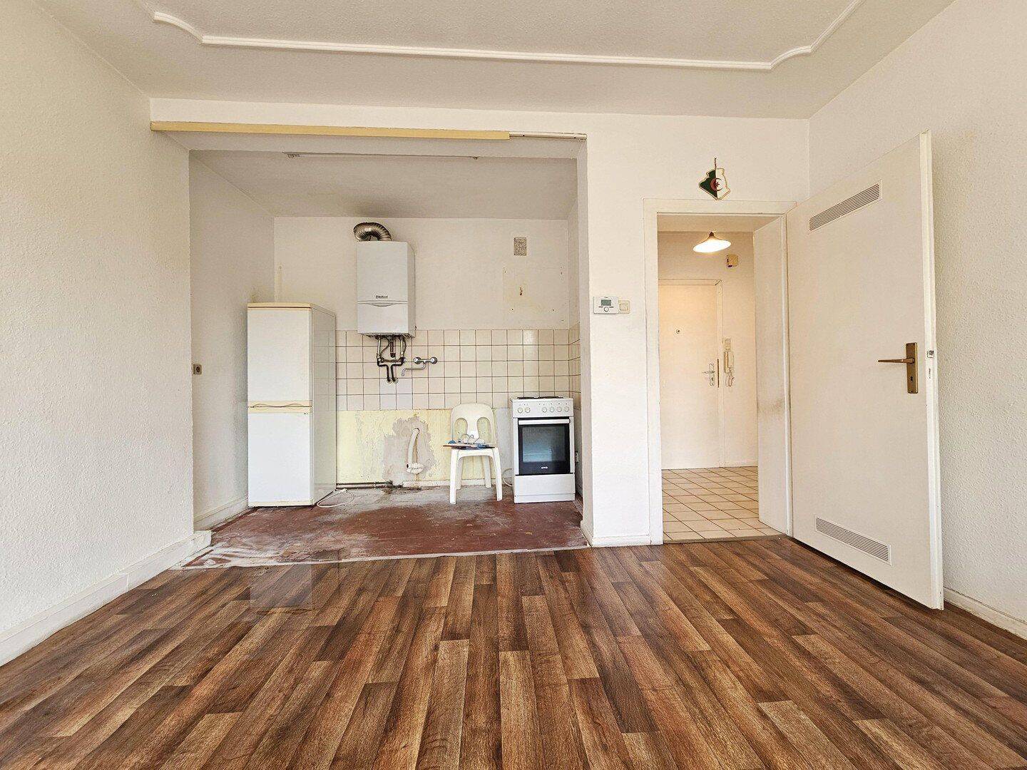 Leere Wohnung mit schönem Schnitt in Citylage – Düsseldorf – Vorschaubild 5