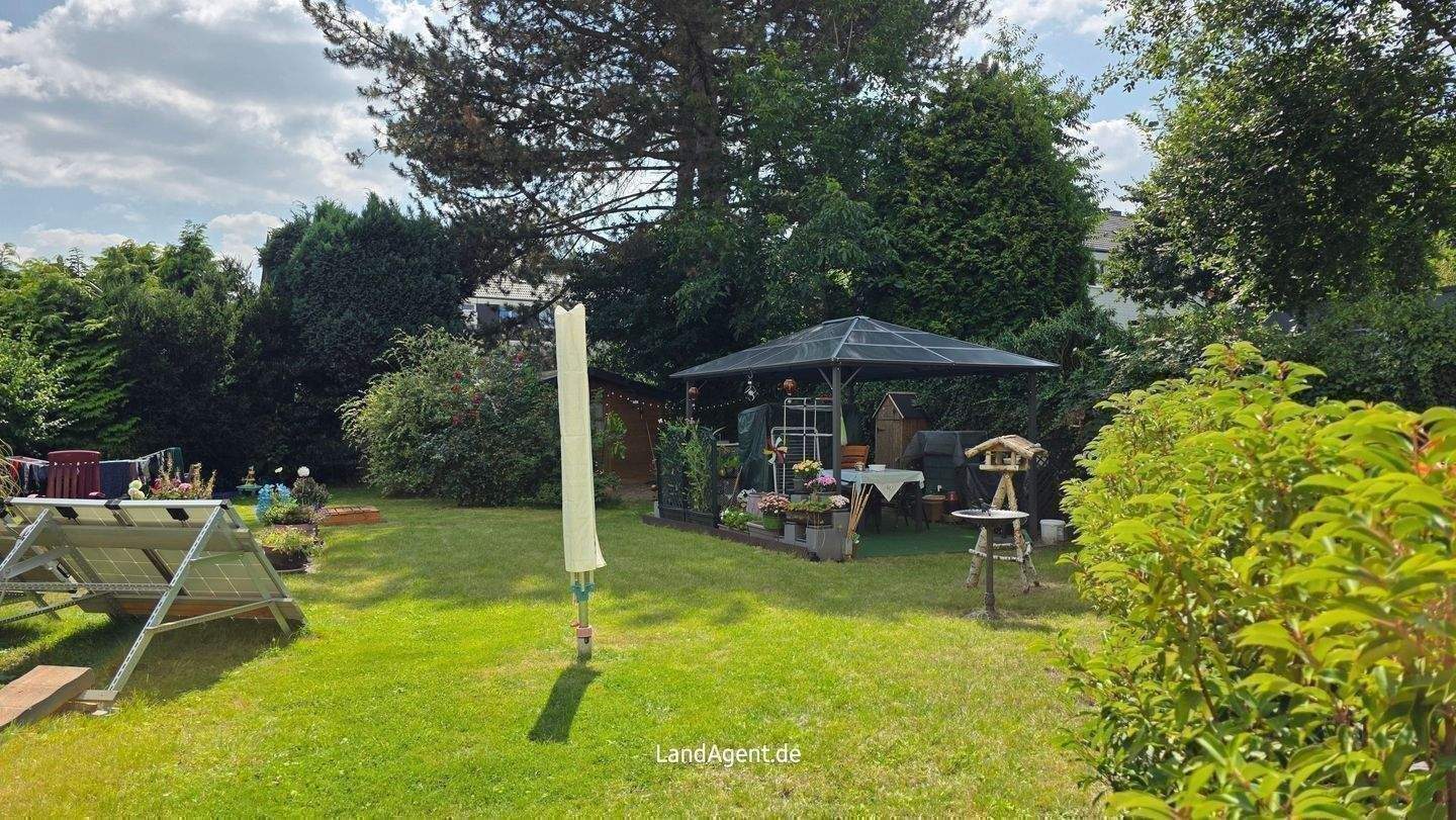 ***Dreifamilienhaus mit 2023 neu ausgebautem EG*** ca. 285m² Wohnfläche mit Garten und Stellplätzen in Dortmund-Oestrich – Dortmund – Vorschaubild 6