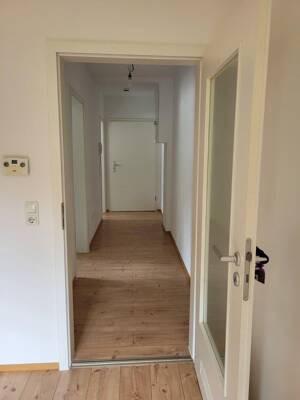 Renovierte 2-Zimmer-Wohnung in Augsburg-Lechhausen – 86167 Augsburg – Vorschaubild 7