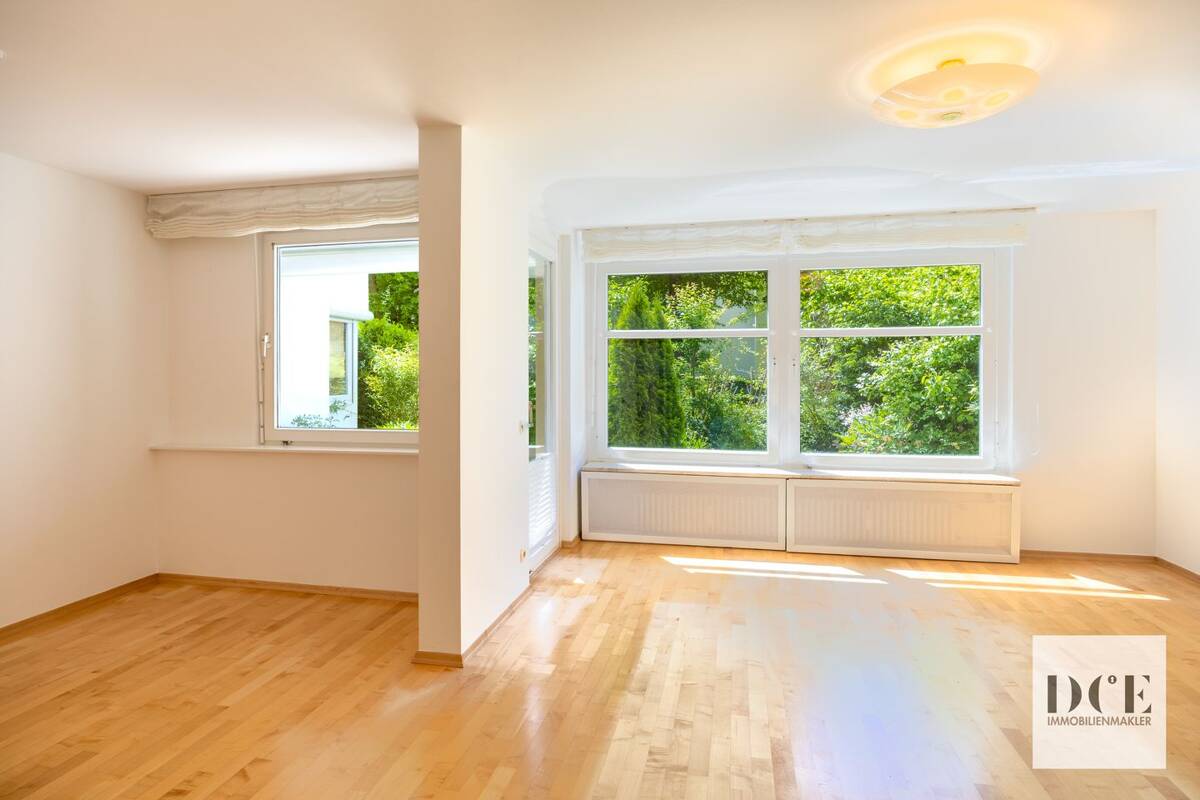 Eigennutzer aufgepasst: Leerstehende Wohnung mit Südterrasse, Garten und TG-Stellplatz (U4-Nähe) – 81925 München – Bild 1 von 9