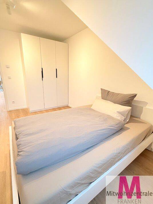 Exklusive, möblierte 4-Zimmer Designwohnung mit Flair und Balkon – Nürnberg – Vorschaubild 7
