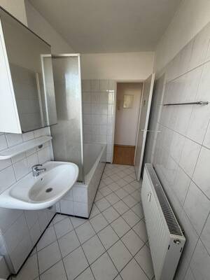 Helle 2-Zimmer-Wohnung in Salzgitter-Lebenstedt - oberste Etage, sofort frei – 38226 Salzgitter – Vorschaubild 8