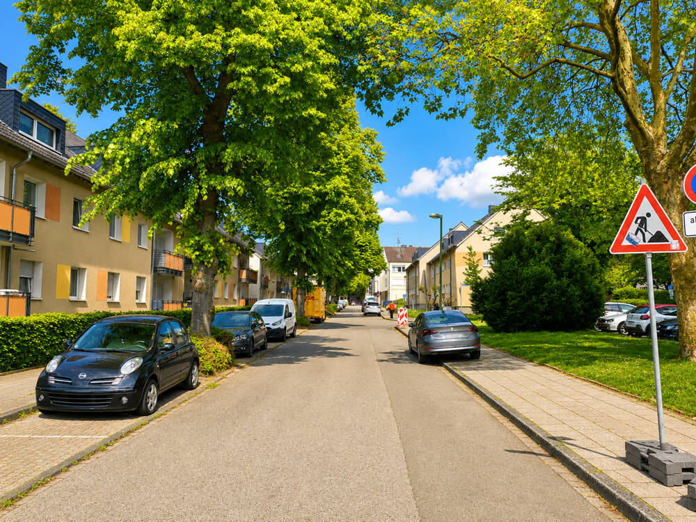 Zwangsversteigerung: 4-Zimmer-Wohnung mit Zuschlagschance ab 70 % Verkehrswert – Essen – Vorschaubild 8