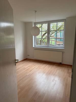 repräsentative, lichtdurchflutete 4 Zimmerwohnung im Landgrafenviertel zu vermieten !!! – 7743 Jena – Vorschaubild 9