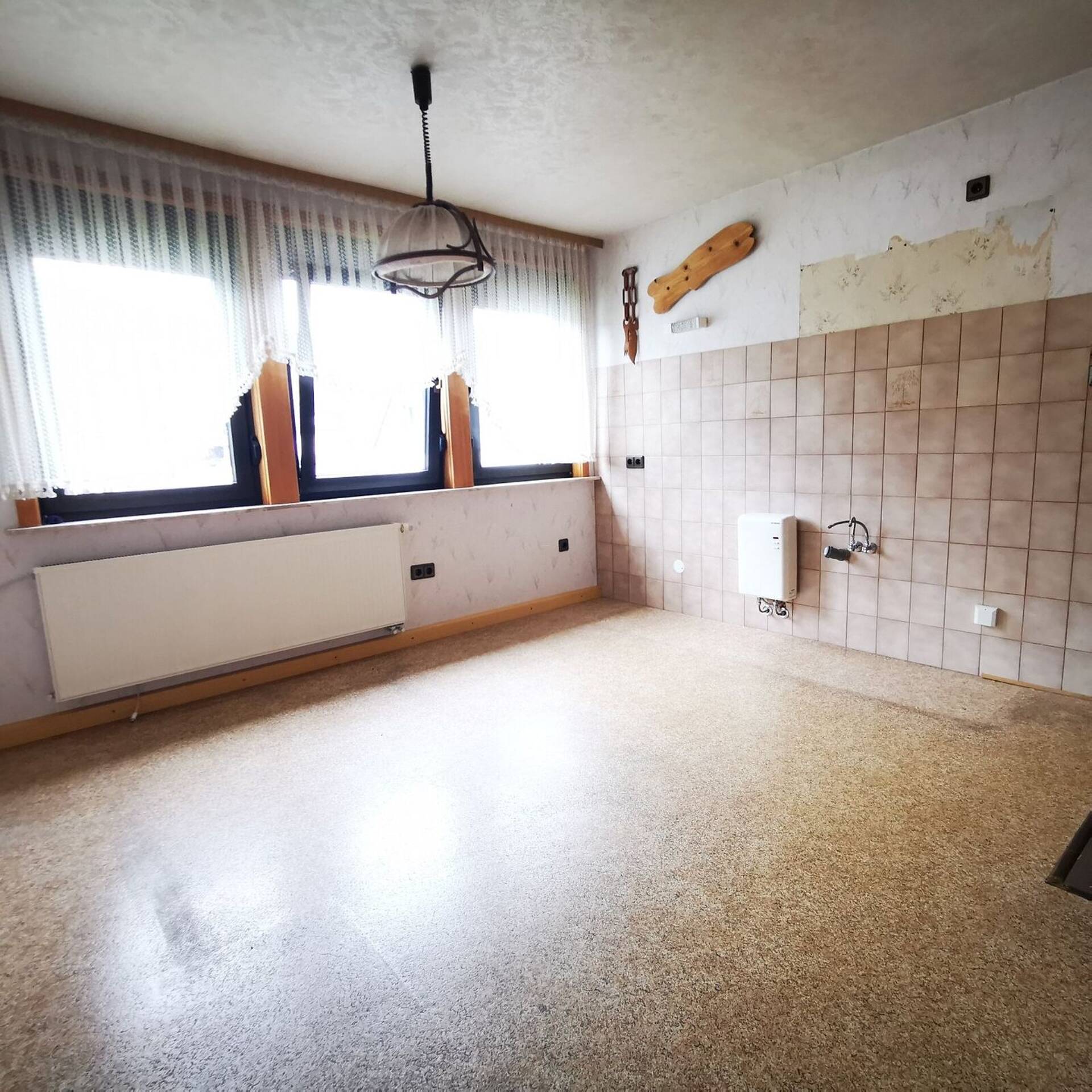 Mehrfamilienhaus in 57334 Bad Laasphe mit 200 m² kaufen