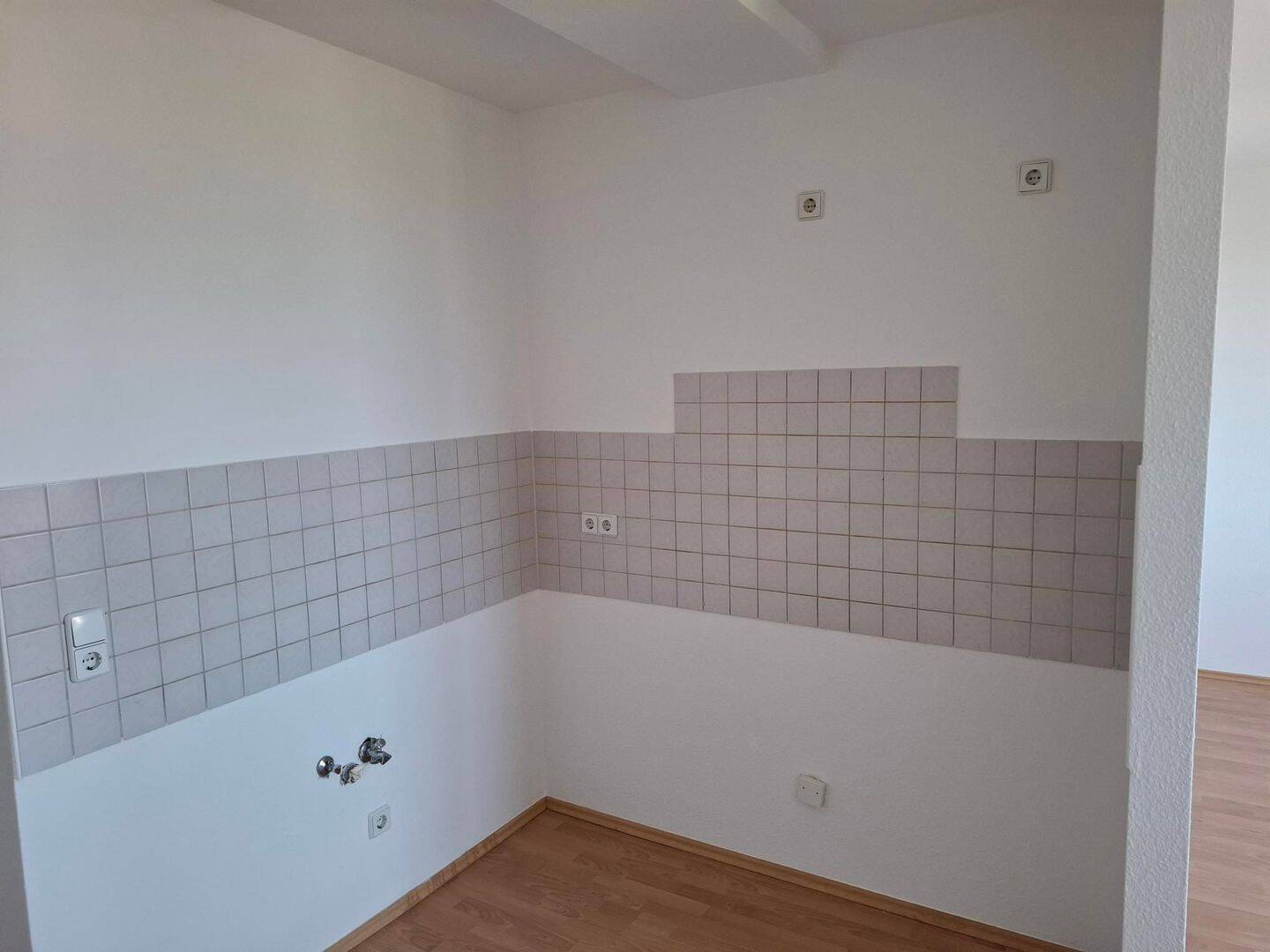 Über den Dächern - offene Dachgeschosswohnung mit 2 Zimmern, Loggia und Dachboden – Leipzig – Vorschaubild 7