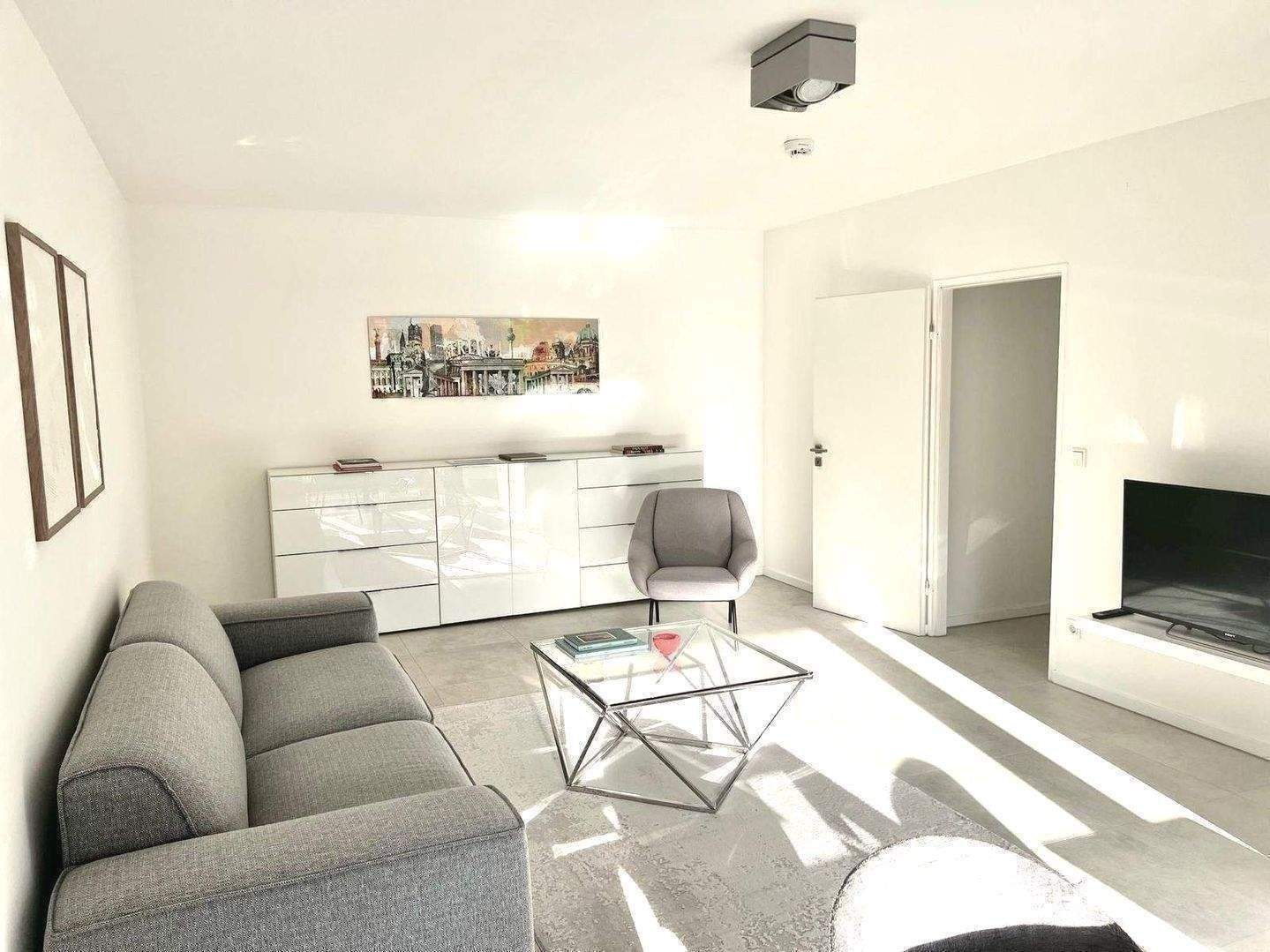 Sanierte City-Wohnung in begehrter Wohnlage nahe Steinplatz – mit separatem Tiefgaragenstellplatz bei Bedarf – Berlin – Vorschaubild 8
