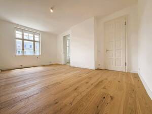 Repräsentative Altbauwohnung mit weiten Sichtachsen – 80634 München – Vorschaubild 5