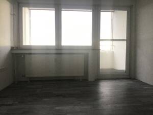 Schnuckelige Seniorenwohnung für Ehepaare im Grünen! (WBS und Mindestalter 60 Jahre erforderlich) – 45279 Essen – Vorschaubild 3