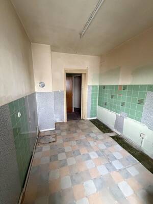 5 Monate mietfrei - Wohung zum selbst renovieren – 63065 Offenbach am Main – Vorschaubild 2