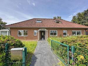 Bungalow mit Zukunft: Photovoltaik, Solar und Ausbaureserve!