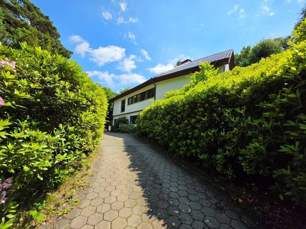 Einfamilienhaus mit Einliegerwohnung in Eißendorf – Hamburg – Bild 1 von 5