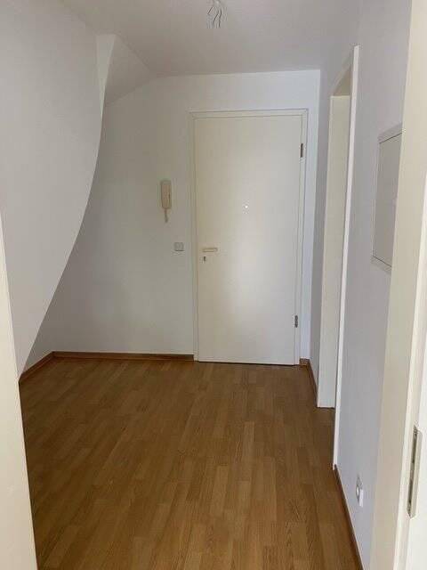 RUHIGE LAGE! 2-Raum-Maisonette-Wohnung mit Balkon – Chemnitz – Vorschaubild 4
