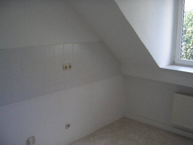 Hübsche, zentrumsnahe DG-2-Zi.-Wohnung – Chemnitz – Vorschaubild 9