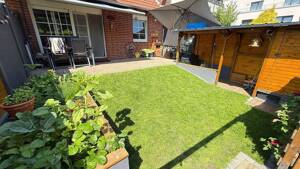 PROVISIONSFREI: Stillvolle 2-Zimmer-Erdgeschosswohnung mit Südterrasse und eigenem Garten