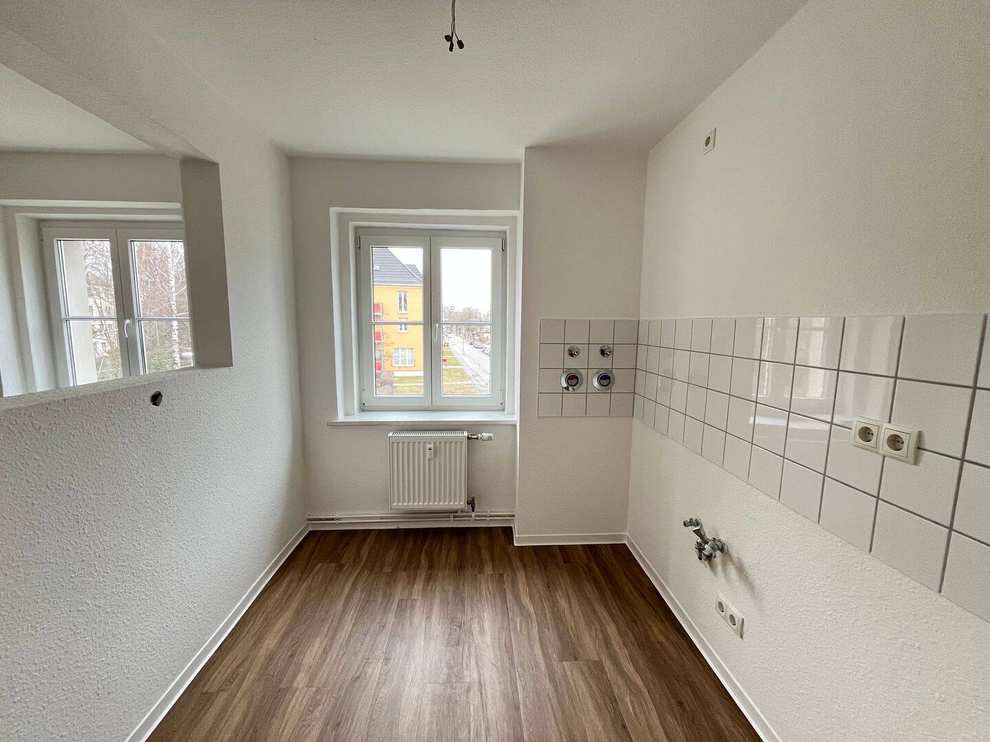 Moderne 2-Zimmer-Wohnung zur Miete in Chemnitz, Altchemnitz – Chemnitz – Vorschaubild 3
